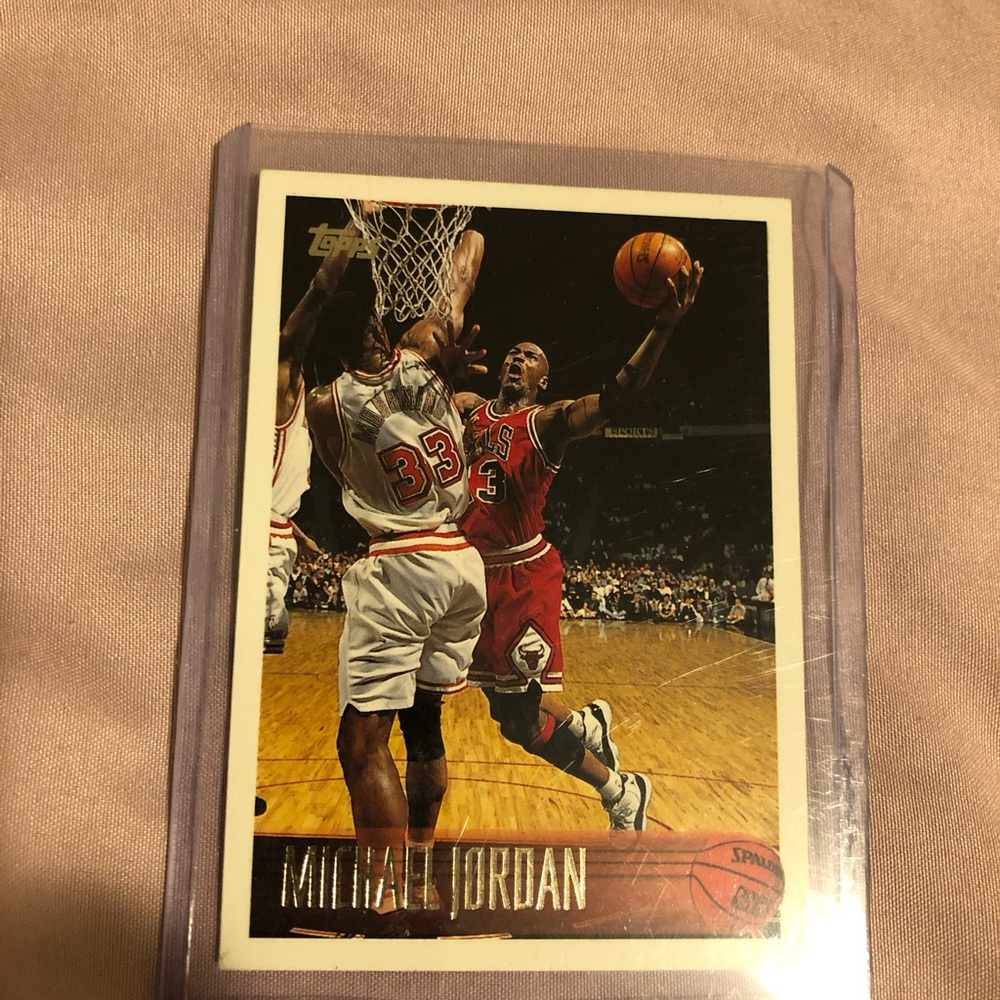 Ungraded Michael Jordan 1996 Topps #139 Card Mint Condition